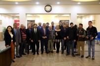 ÇALIŞAN GAZETECİLER - Başkan Özgüven, Basın Mensuplarıyla Bir Araya Geldi