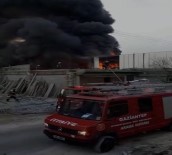 Boya İmalathanesinde Yangın Açıklaması 4 Yaralı