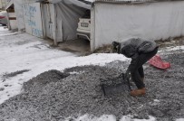 ÇALIŞAN ÇOCUKLAR - Dondurucu Soğukta Çocukların Ekmek Mücadelesi