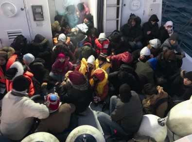 Güzelçamlı'da 53 Kaçak Göçmen Yakalandı