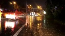 İzmir'de Şiddetli Yağış