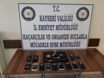 KAYIT DIŞI - Kaçak Cep Telefonu Operasyonunda İki Kişi Gözaltına Alındı