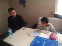 ABDURRAHMAN YILMAZ - Kahta'da 17 Öğrenci Evde Eğitim Alıyor