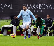 ROBİNHO - Medipol Başakşehir Açıklaması 3 - Ado Den Haag Açıklaması 1