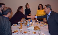 ÇALIŞAN GAZETECİLER GÜNÜ - Uysal, Gazetecilerle  Yemekte Buluştu