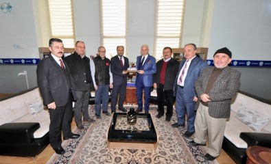 Başkan Özaltun'dan Rektör Zorlu'ya Ziyaret