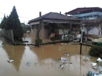 İzmir'de Şiddetli Yağış Raporu Açıklaması 1 Aylık Yağmur 3 Günde Geldi