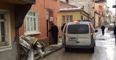 (Özel) Muhtara Tokat Atıp Kaçtılar