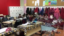 ŞARK KÖŞESI - 'Veliler Sınıfa Sahip Çıkıyor' Projesiyle Okulu Eve Çevirdiler