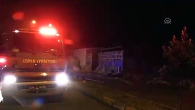 İzmir'de Fabrika Yangını