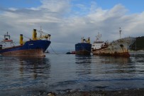 DENİZ KİRLİLİĞİ - İzmir'in 'Hayalet Gemileri' Ekonomiye Katkı Sağlıyor