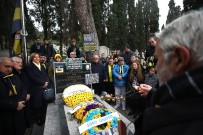 ESKİ FUTBOLCU - Lefter Küçükandonyadis Mezarı Başında Anıldı