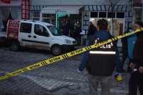 NEYZEN - Malatya'da Bıçaklı Kavga Açıklaması 1 Ağır Yaralı