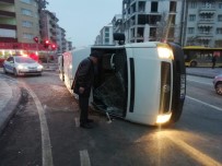 Malatya'da Minibüsler Çarpıştı Açıklaması 2 Yaralı
