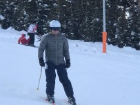 ÇAMKAR OTEL - Sarıkamış Cıbıltepe Kayak Merkezi'nde Hafta Sonu Yoğunluğu