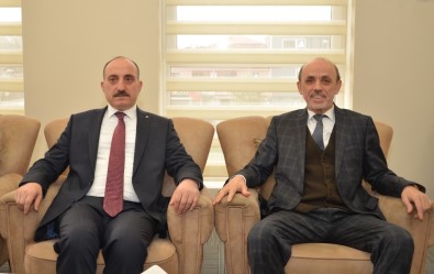 Erenler Belediye Başkan Adayı Kılıç'tan, Başkan Öztürk'e Ziyaret