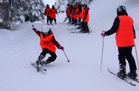 ÖZEL DERS - Kırsal Mahallelerdeki Öğrenciler Kayak Öğreniyor