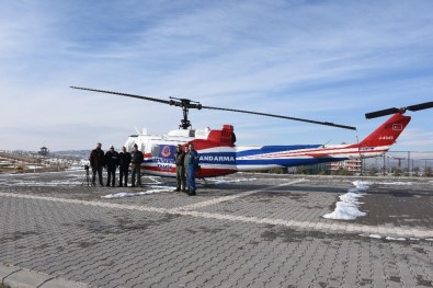 Kırşehir'de, Jandarma Ve Polis Ekiplerinin Katıldığı Helikopter Destekli Trafik Denetimi Yapıldı