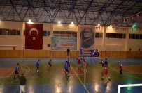 HATİCE BAYAR - Refahiye'de Kurumlar Arası Voleybol Turnuvası Yapıldı