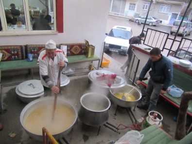 Sandıklı'daki Avcıların Geleneksel Av Sezonu Sonu Yemeği