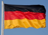 Alman İstihbaratı Irkçı Afd Partisini Takibe Aldı
