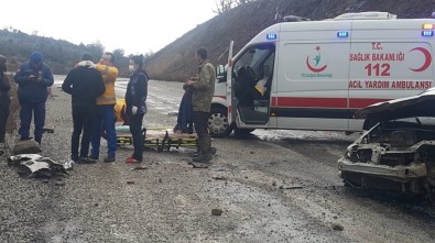 Dursunbey Akbaşlar Rampasında Kaza Açıklaması1 Yaralı