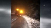 Güdül'de Kar Yağışı Nedeniyle Kapanan Yollar Ulaşıma Açıldı