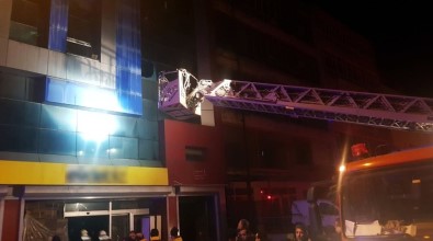 Ankara'da Korkutan Yangın Açıklaması 5 Yaralı