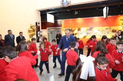 Başkan Aktaş'la Müzede Geometri Dersi