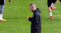 QUARESMA - Burak Yılmaz'ın forma numarası belli oldu