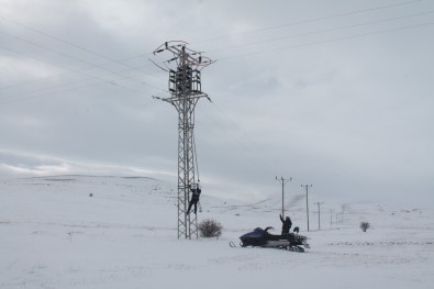 Elektrik Arızalarına 'Kar Motorlu' Müdahale