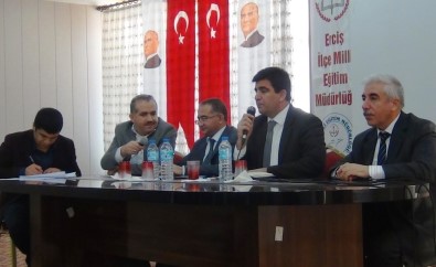 Erciş'te 'Dönem Sonu Okul Müdürleri Kurulu' Toplantısı