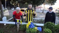 ŞÜKRÜ SARAÇOĞLU STADYUMU - Fenerbahçeli Futbolculara Destek İçin İzmir'den İstanbul'a Koşuyor
