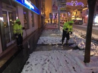 KALICI KONUTLAR - Karla Mücadele Başarıyla Yürütüldü