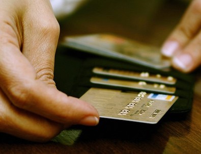 Kredi kartını iptal etmeyen bankaya işlem başlatılacak