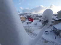 KAR KALINLIĞI - Pazrlar'da Kar Kalınlığı 20 Santimetreye Ulaştı