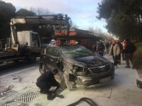 TARABYA - Sarıyer'de Ambulansa Çarpan Araç Takla Attı Açıklaması 2 Yaralı