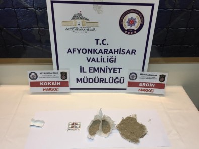 Şüphe Üzerine Durdurulan Araçtan Uyuşturucu Madde Çıktı