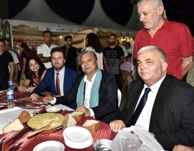 Başkan Uysal'dan Hamsi Festivali'ne Davet