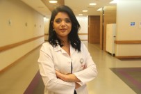 KARNE HEYECANI - Kötü Karneye Verilen Tepki Yetişkinlikte Sıkıntıya Yol Açıyor