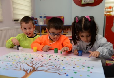 Saray Nezaket Okulu Ve Kreşte Minikler Çok Mutlu