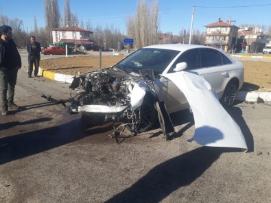 Beyşehir'de Trafik Kazası Açıklaması 2 Yaralı