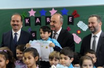 OBJEKTİF - Fotoğrafa Boyu Yetmeyen Öğrencinin İmdadına Vali Yetişti