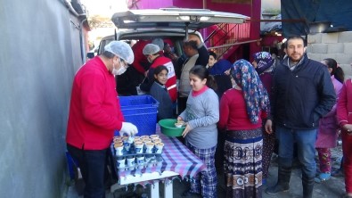 Kızılay'dan Amik Ovası'nda Sel Felaketinden Etkilenen Vatandaşlara Yemek Yardımı