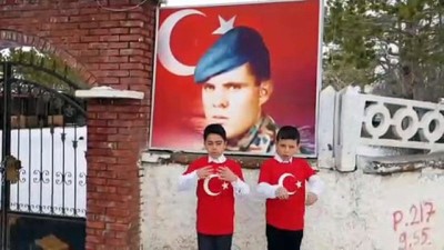 Mehmetçik İçin İşaret Diliyle Klip Yaptılar