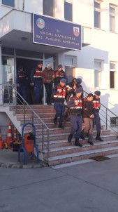 Sakarya'nın Kuzey İlçelerinde Uyuşturucu Operasyonu Açıklaması 3 Tutuklama