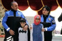 KARNE HEYECANI - Şehit Çocuklarının Karne Töreninde Duygusal Anlar