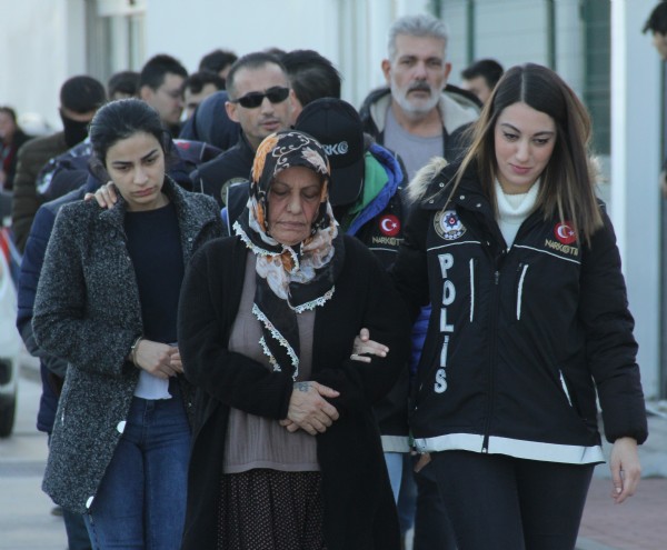 Adana'da torbacılara operasyon