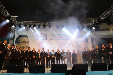 AK Parti Diyarbakır'da Belediye Başkan Adaylarını Açıkladı