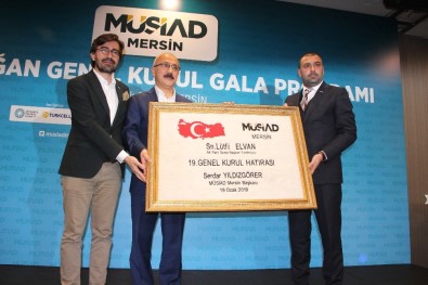 AK Parti Genel Başkan Yardımcısı Elvan Açıklaması 'Türkiye'de Her Yıl 1 Milyon 100 Bin Genç İş Gücüne Katılıyor'